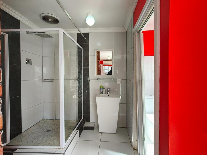 To Let Commercial Property for Rent in Mthata Eastern Cape